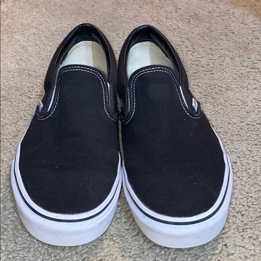 Women’s size 10.5 men’s size 9 black vans